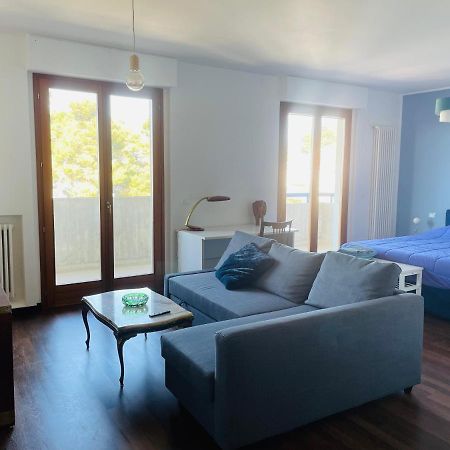 Attico Vista E Fronte Mare Zaffiroblu Con Posto Auto Apartamento Montesilvano Marina Exterior foto