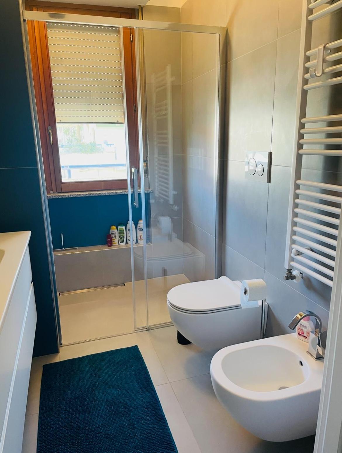 Attico Vista E Fronte Mare Zaffiroblu Con Posto Auto Apartamento Montesilvano Marina Exterior foto
